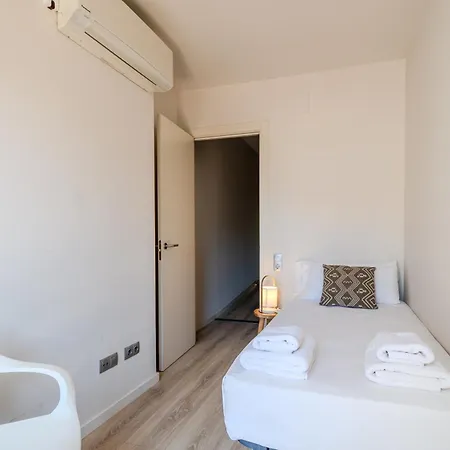 Apartman Flateli- Placa Catalunya 2-1 Girona